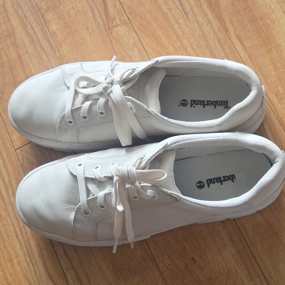 Timberland Women's White Leather Sneakers - Picture 6 of 11